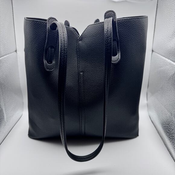Antik Kraft Handbags - Antik Kraft Black Pebbled Tote Bag Carryall Work Shopper Center Zip Purse